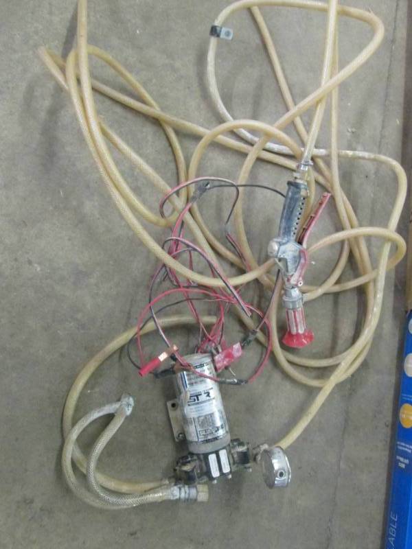 lot 88 image: Spray Pump ...