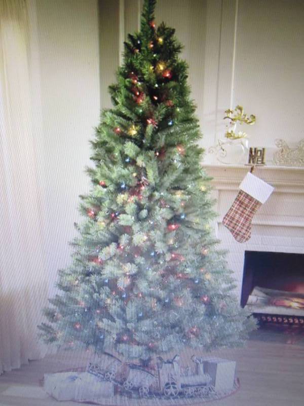 lot 138 image: Pre-Lit Traditional Tree 6.5 ft ope...