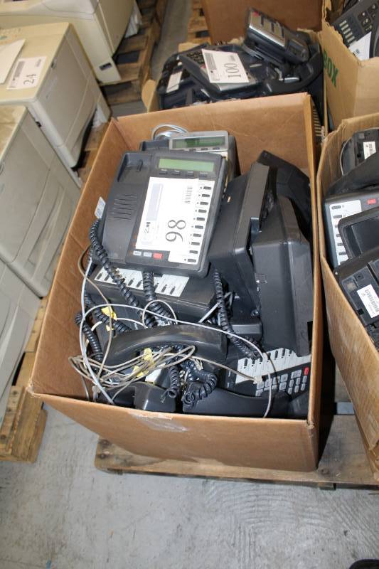 lot 98 image: Toshiba Telephones