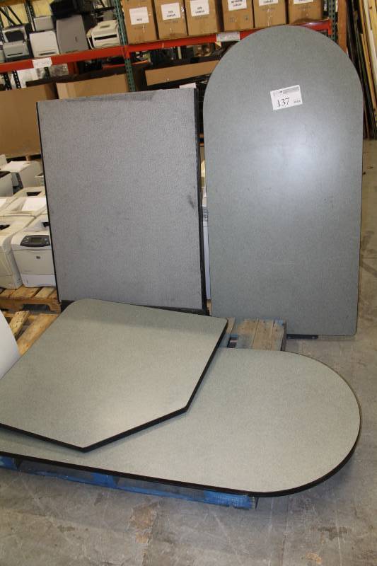 lot 137 image: Cubicle Parts - 2-Side Tables, Wall