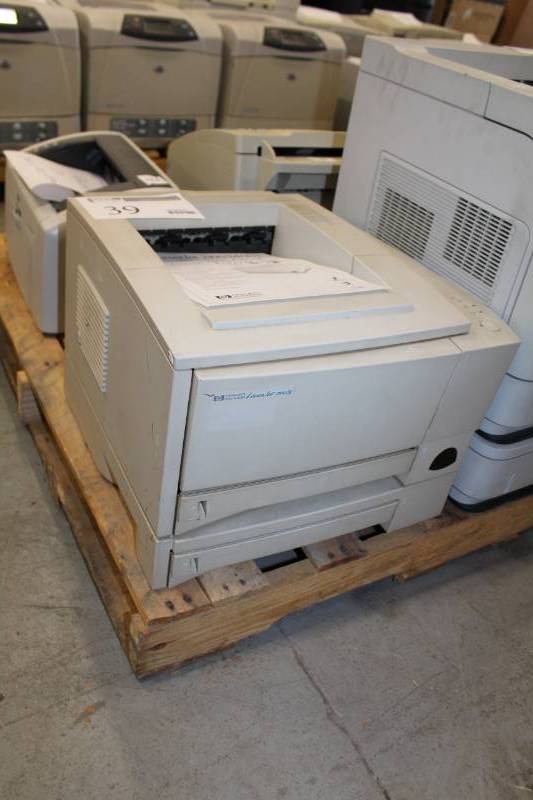 lot 39 image: HP LaserJet 2100TN Printer