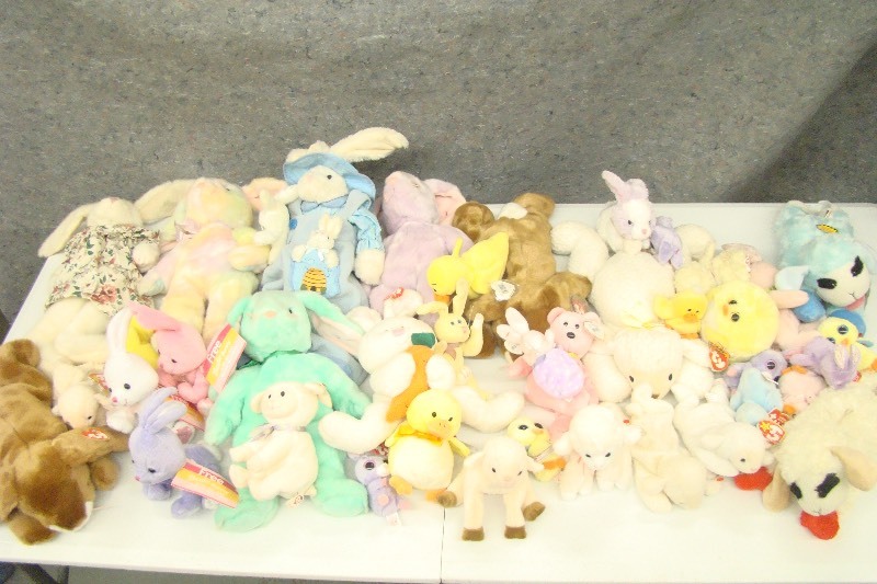 lot 127 image: Large Lot of Vintage TY Beanie Easter Themed Plush Dolls