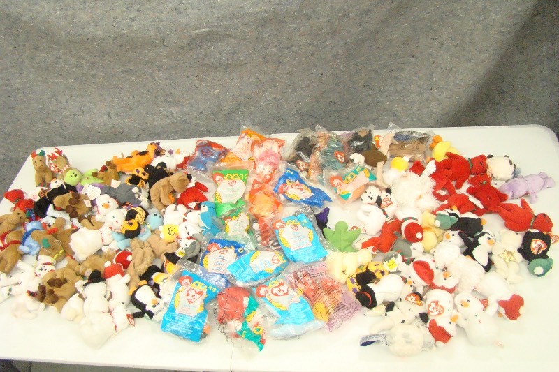 lot 128 image: Large Lot of Vintage TY Beanie McDonalds etc. Miniature Plush Dolls