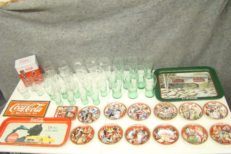 lot 136 image: Large Lot of Coke Coca Cola Collectibles