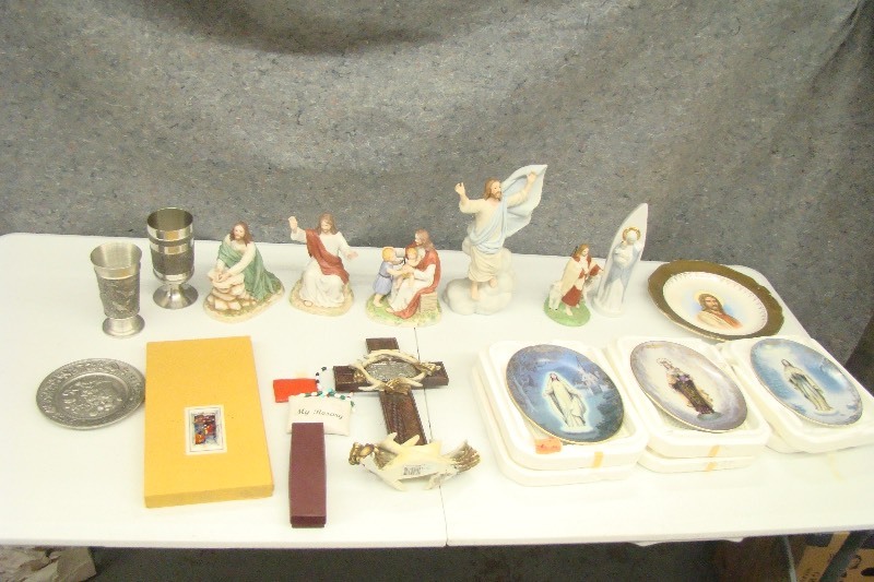 lot 138 image: Lot of Christian Religious Figurines, Plates, etc.