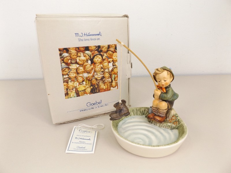 lot 58 image: Vintage M.J. Hummel Goebel Just Fishing #373 In Original Box