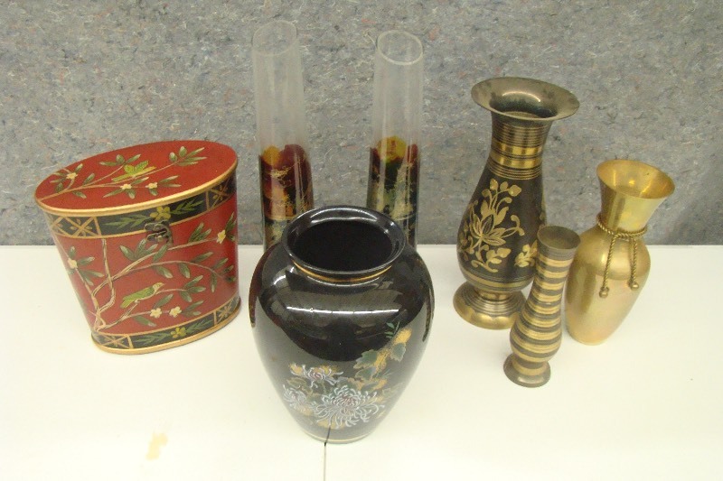 lot 164 image: Lot of Vases etc.