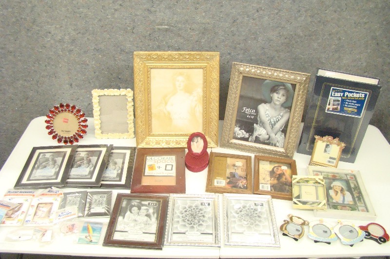 lot 173 image: Lot of New etc. Picture Frames