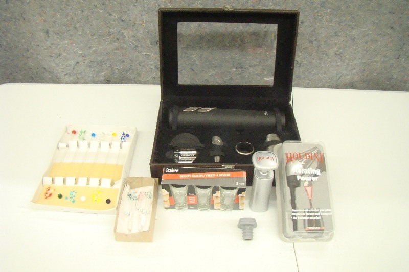 lot 180 image: Lot of New etc. Wine and Bar Utensils