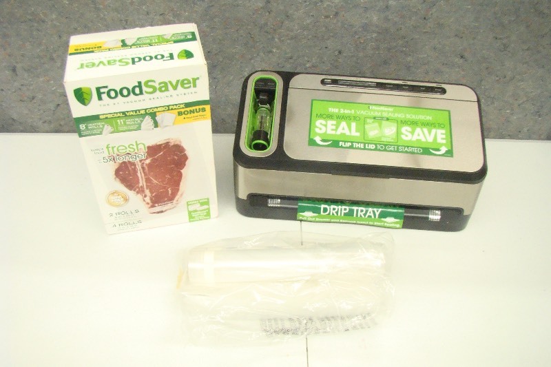 lot 183 image: New out of Box Food Saver Vacuum Packer