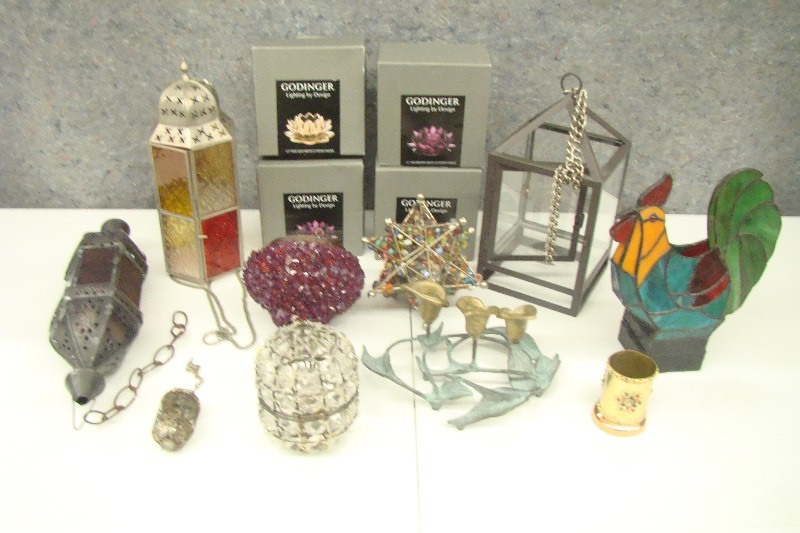 lot 189 image: Lot of Unique Candle Holders