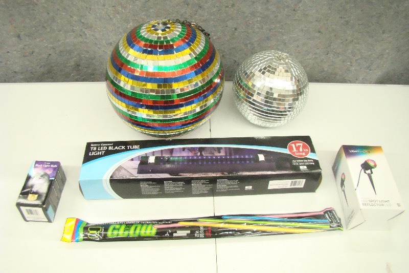 lot 200 image: New Glow Light, Disco Ball, etc.