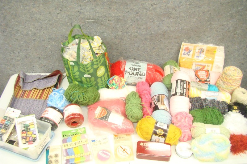 lot 106 image: Large Lot of Sewing and Knitting Yarn, Needles Etc.