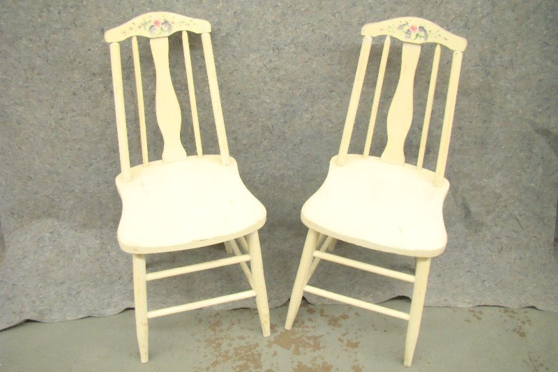 lot 116 image: Pair of Vintage Chairs with Painted Flowers