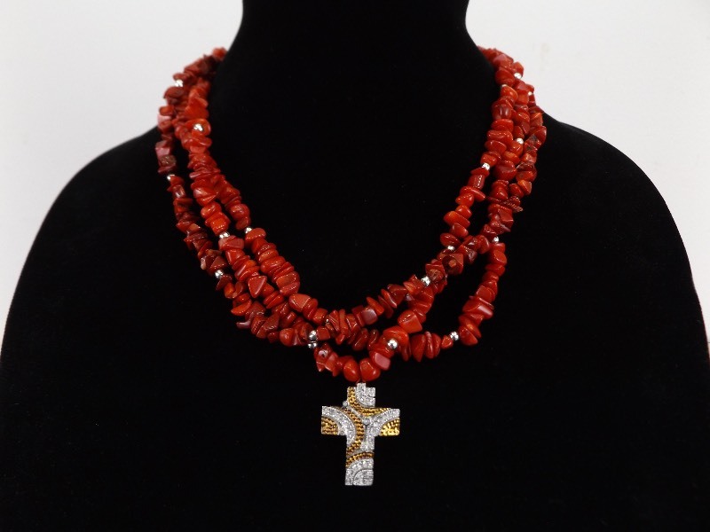 lot 38 image: .925 Sterling Silver Peyote Bird Brand Red Coral Necklace