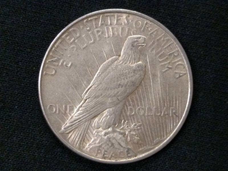 1922 Peace Silver Dollar...