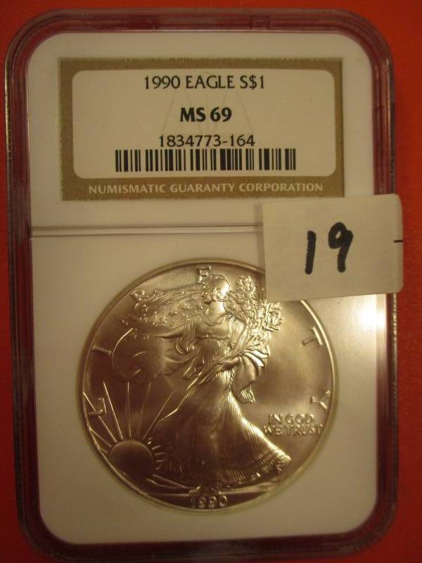 lot 19 image: 1990 Silver American Eagle MS69