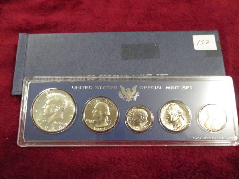 lot 152 image: 1966 US Special Mint Set