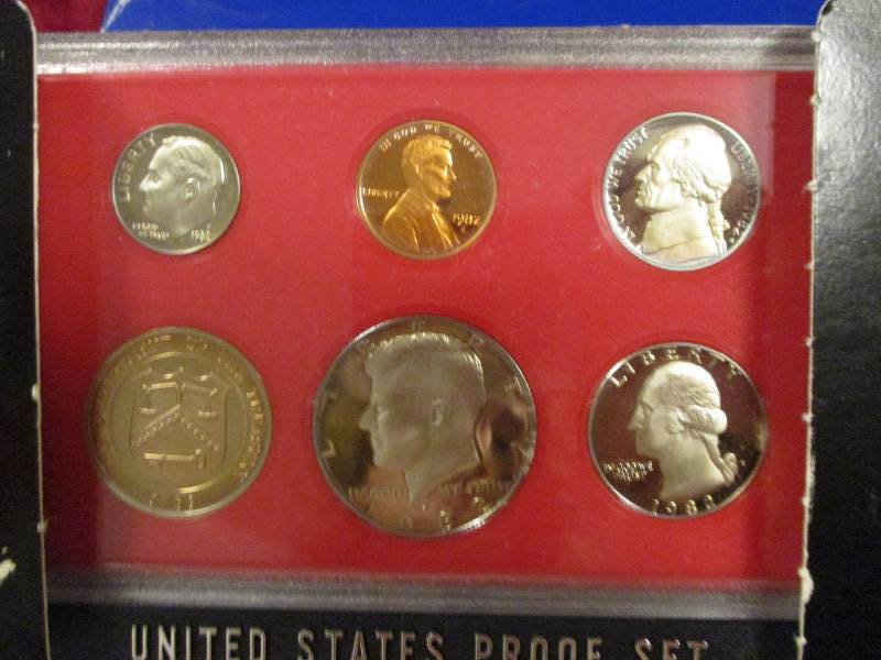 lot 164 image: 1982 US Proof Set