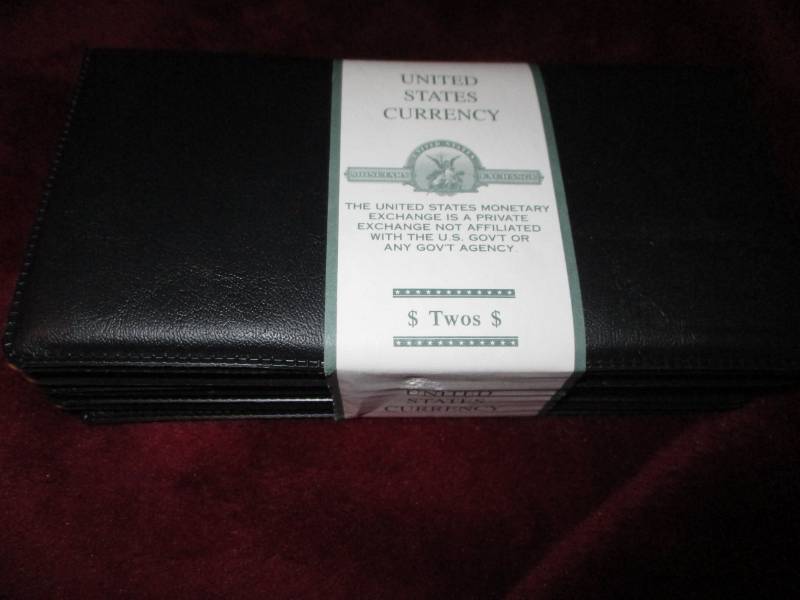 lot 242 image: 2003-5 Uncirculated $2 Bills