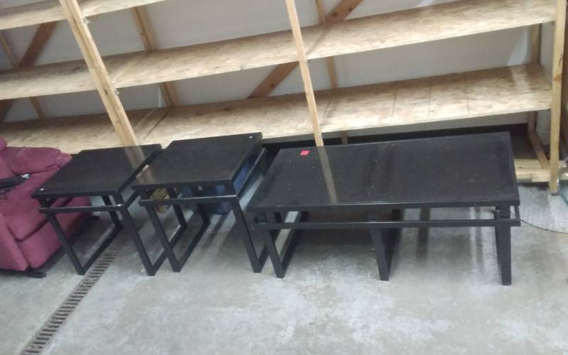 lot 9 image: Set Of Black End Tables & Coffee Table