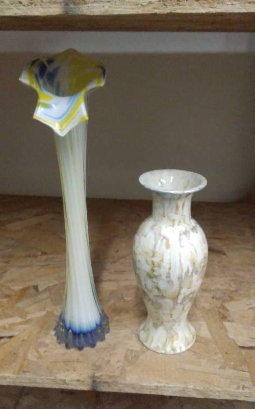 lot 19 image: Murano Art Glass Vase 16 Inches, Other Ceramic 10 Inch Marbled