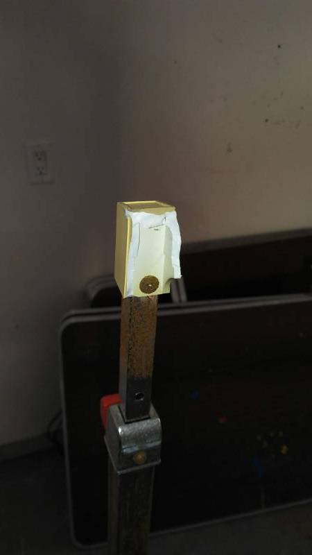 lot 14 image: Projector Screen
