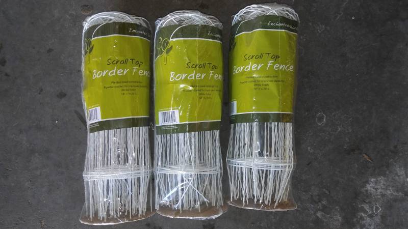 lot 42 image: Garden Hose & White Hedge Fencing