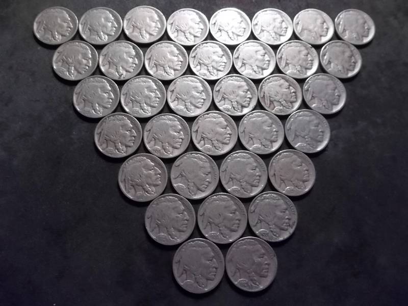 35 Buffalo Nickels Assorted Dates P,D,S