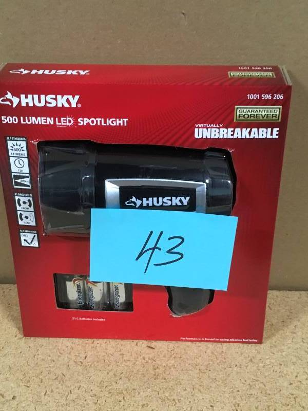 lot 43 image: Husky 500 Lumen LED Compact Unbreakable Spotlight not used