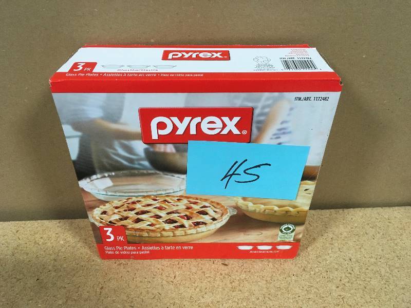 lot 45 image: Pyrex 3 Pack Glass Pie Plates item# 1172482 Set includes three 9.5 inch pie plates not used