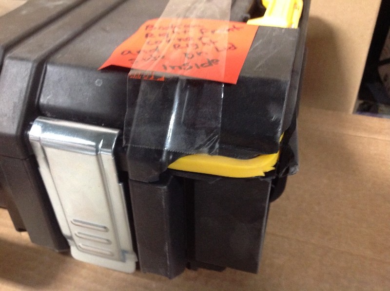 lot 101 image: DEWALT  ToughSystem DS130 22 in. Tool Box damage on right corner side and lide inside