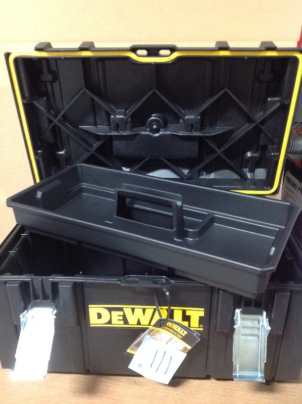 lot 111 image: DEWALT  ToughSystem DS300 22 in. Large Tool Box  in good conditions