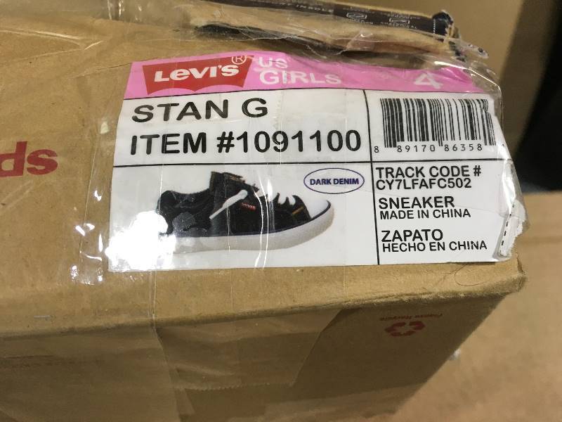 Levis Dark Denim Girls Stan G Canvas SNEAKERS Size 4 not used