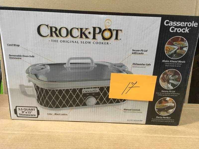 lot 17 image: Crock-Pot 3.5 Qt. Casserole Crock Slow Cooker Black and White Pattern open box in like new condition
