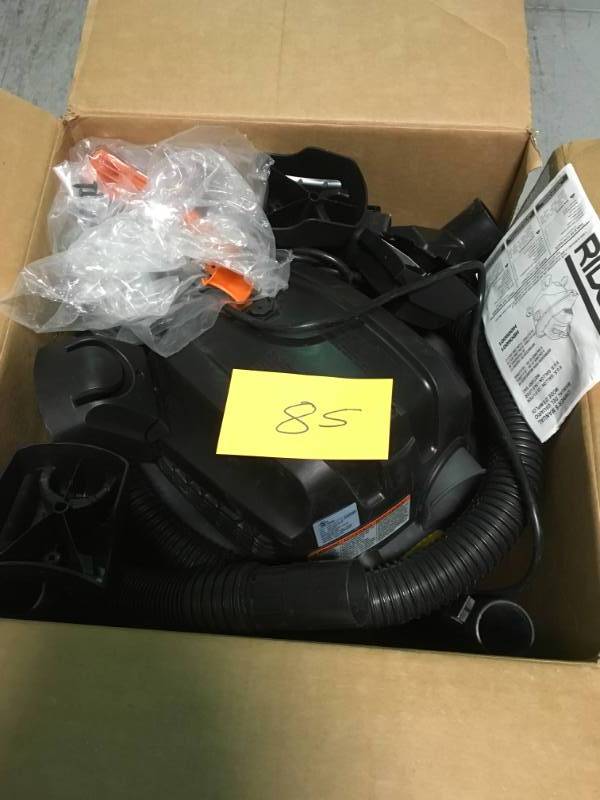 lot 85 image: RIDGID 6 Gal. 3.5-Peak HP NXT WetDry Vac in very good condition