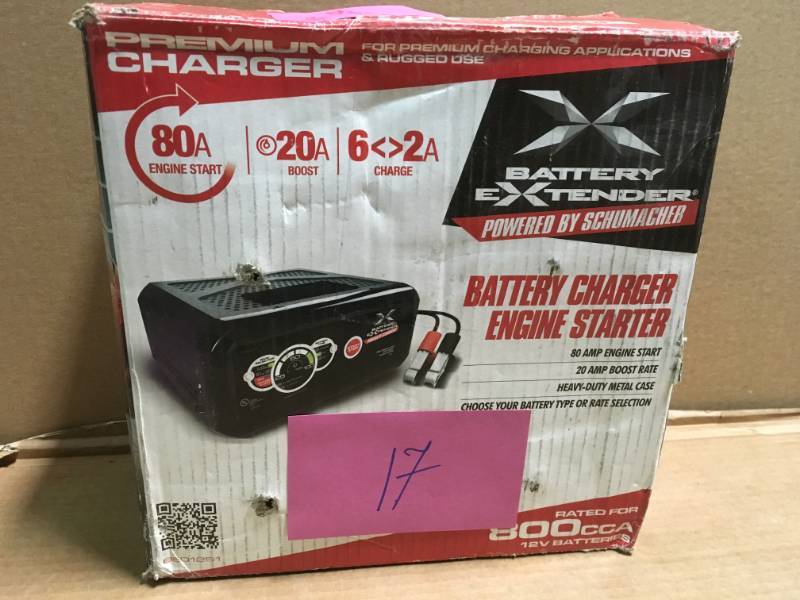 lot 17 image: Schumacher Battery Extender 12-Volt, 80 Amp Engine Start, 20 Amp ChargerMaintainer in good condition