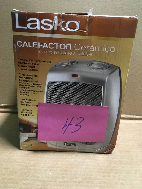 lot 43 image: Lasko 9.2 in. 1500-Watt Electric Portable Ceramic Compact Heater USED in good condition