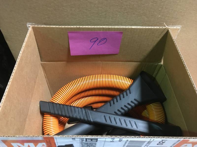 lot 90 image: RIDGID 1-14 in. Premium Car Cleaning Accessory Kit for RIDGID WetDry Vacs in good condition
