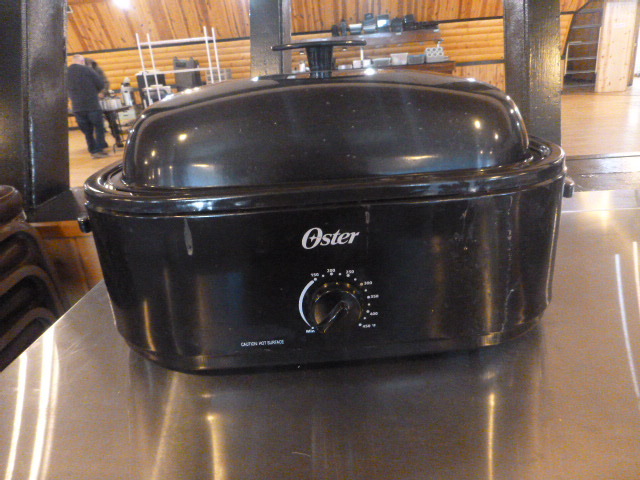 lot 105 image: Oster Oven Roaster