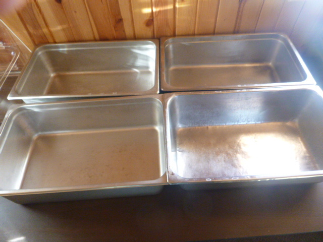 lot 133 image: 4 Steam Table Pans