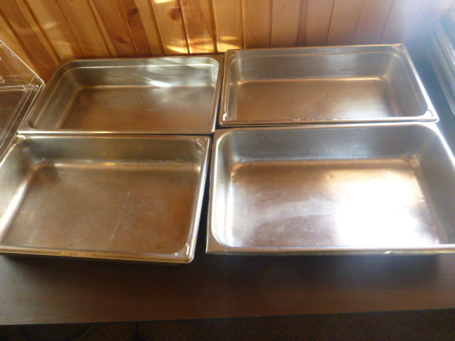 lot 134 image: 4 Steam Table Pans