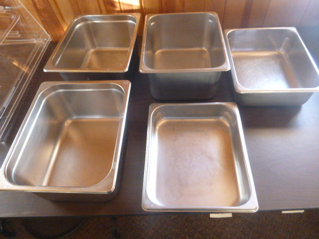 lot 140 image: 5 Steam Table Pans