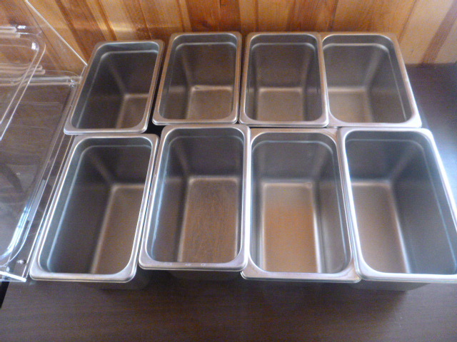lot 143 image: 8 Steam Table Pans