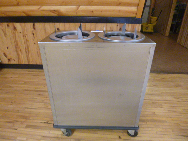 lot 12 image: Lakeside Plate Dispenser