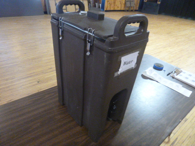 lot 29 image: Silite Beverage Dispenser