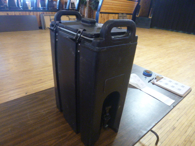 lot 31 image: Cambro Beverage Dispenser