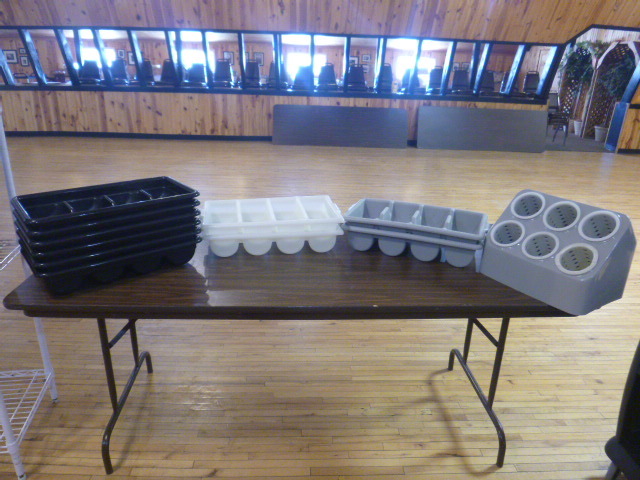 lot 40 image: 11 Silverware Holders