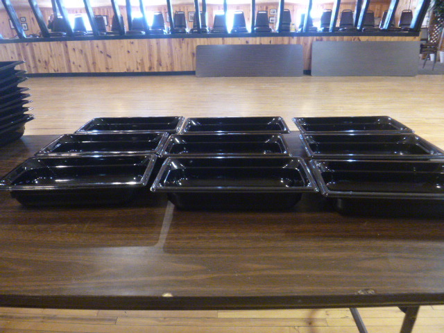 lot 47 image: 9 Vollrath  Salad Bar Containers