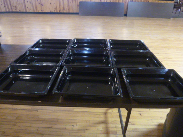 lot 48 image: 8 Vollrath Salad Bar Containers